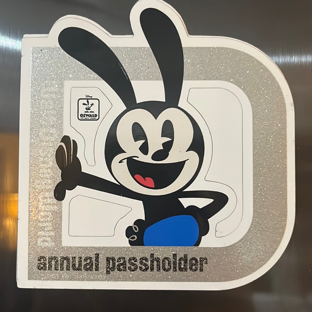 Disney100 Oswald the Lucky Rabbit Annual
Passholder Magnet